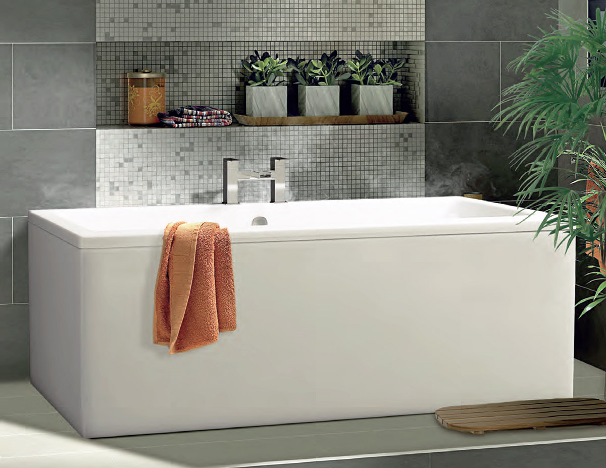 The Berg Cubic Straight Double Ended Bath from VIP Bathrooms - now only 156.99 GBP! Panels pictured are for illustrative purposes only, actual panel may differ slightly in appearance.
